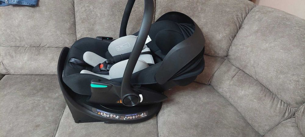 Scoica auto bebe cu Isofix 360 grade cu picior de sprijin