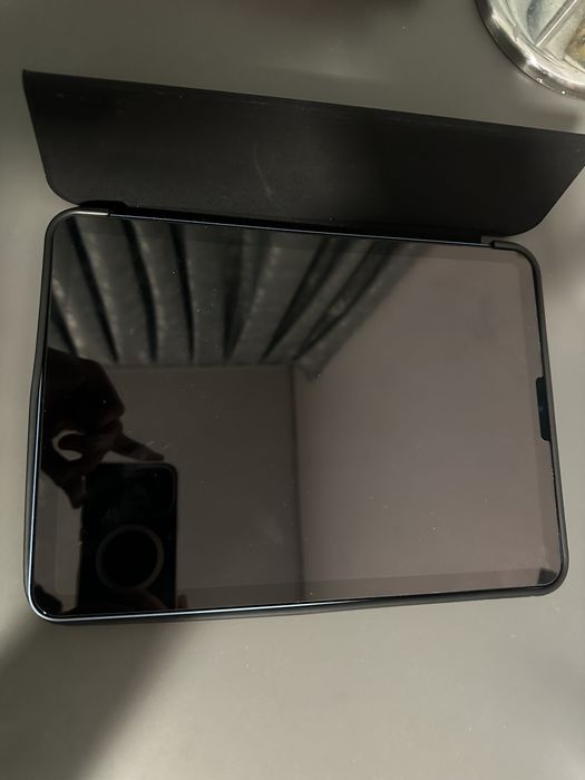 iPad Air 5 (M1) | 64GB | WiFi | Blue | + Husă CADOU