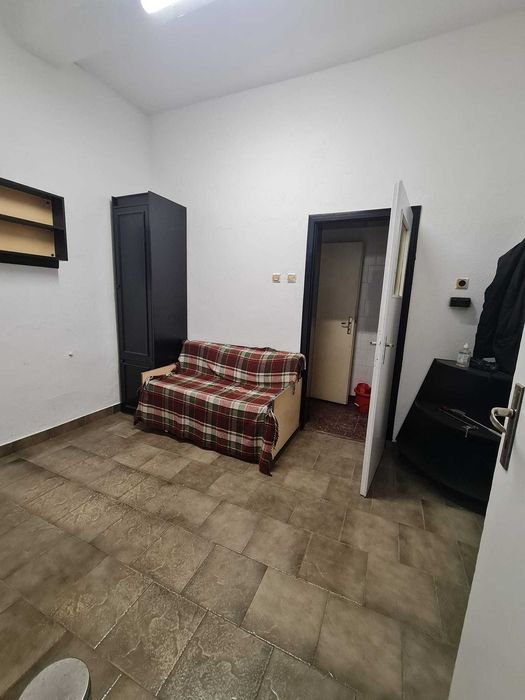 Дава се под наем Магазин в Търговище, Изток 1 - 120 кв.м за 510 € - Снимка #3