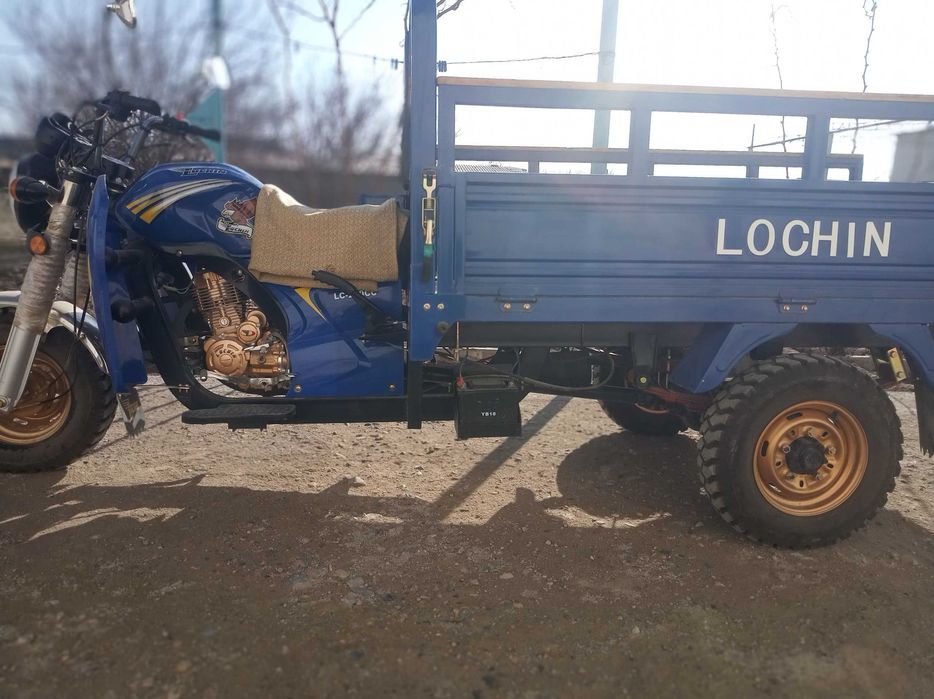 Лочин мотоцикл (муровей) сотилади. Холати идеал