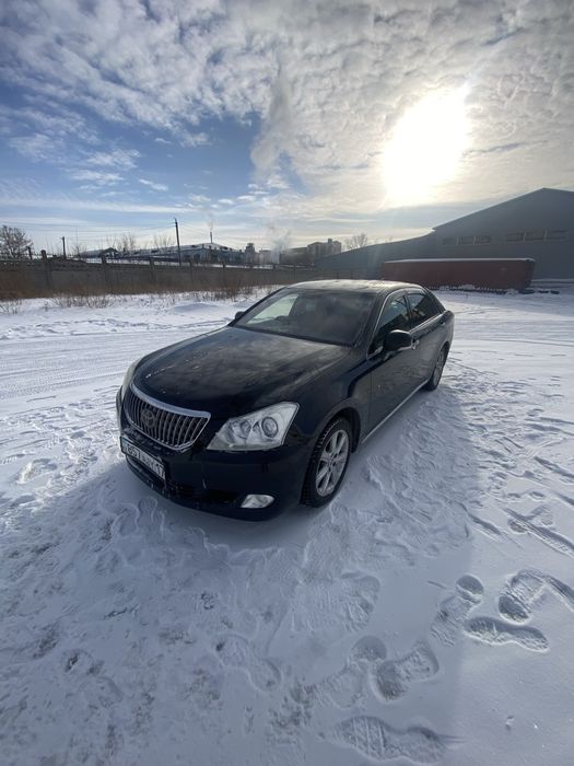 Тойота краун маджеста 200