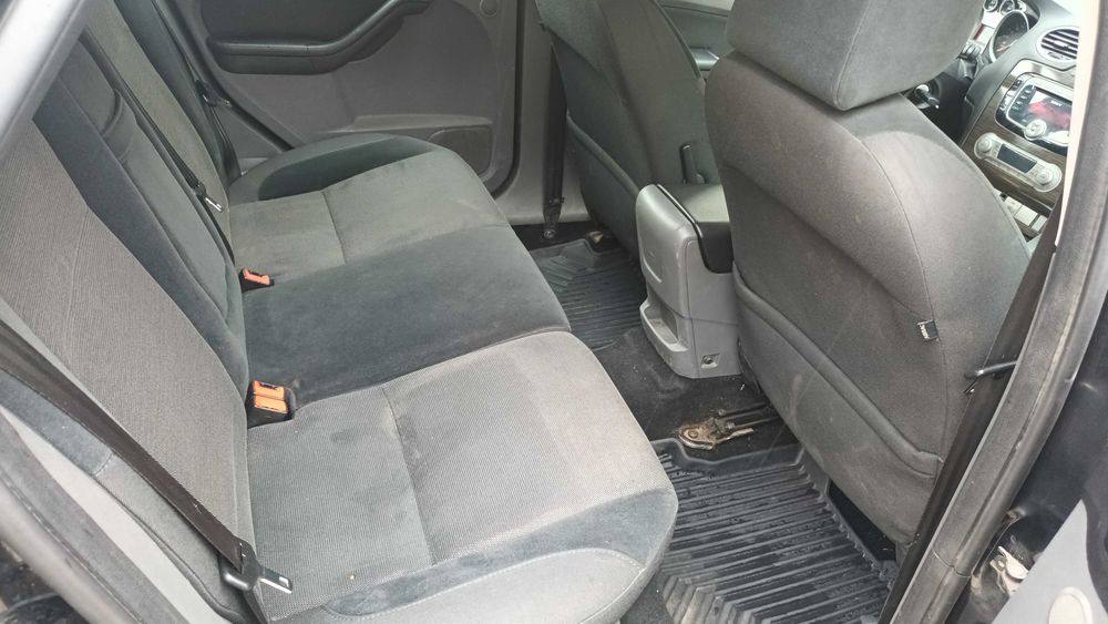 Ford Focus MK2.5  1.6 Ghia 2010 г. с газова уредба София