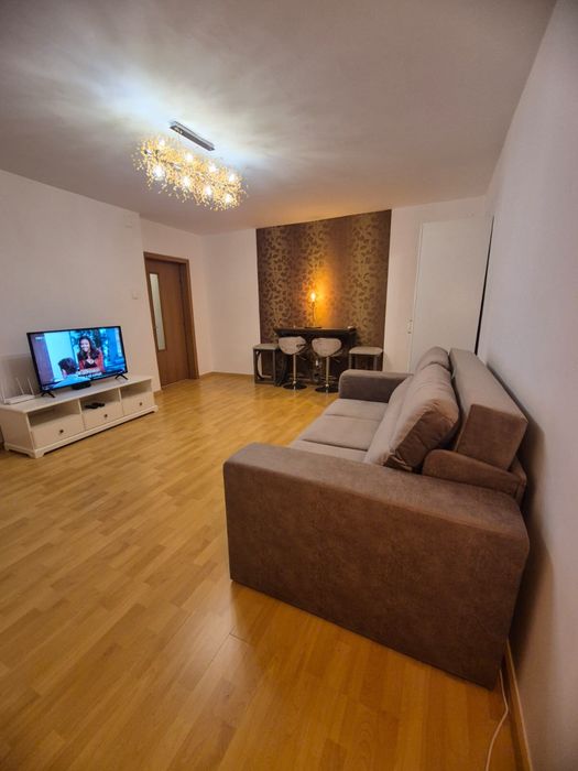 Apartatament cu o camera/garsoniera Calea Calarasi, Delea Noua Decebal Piata muncii