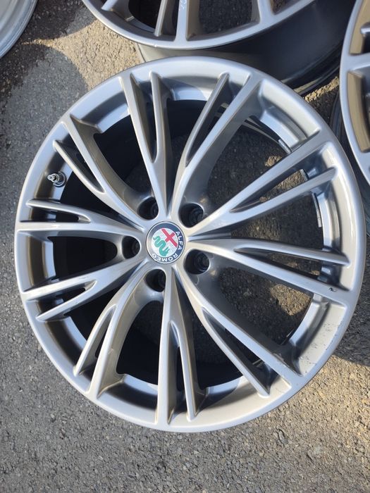 18" оригинални алуминиеви джанти за Alfa Romeo Stelvio, Giulia, Giulieta..