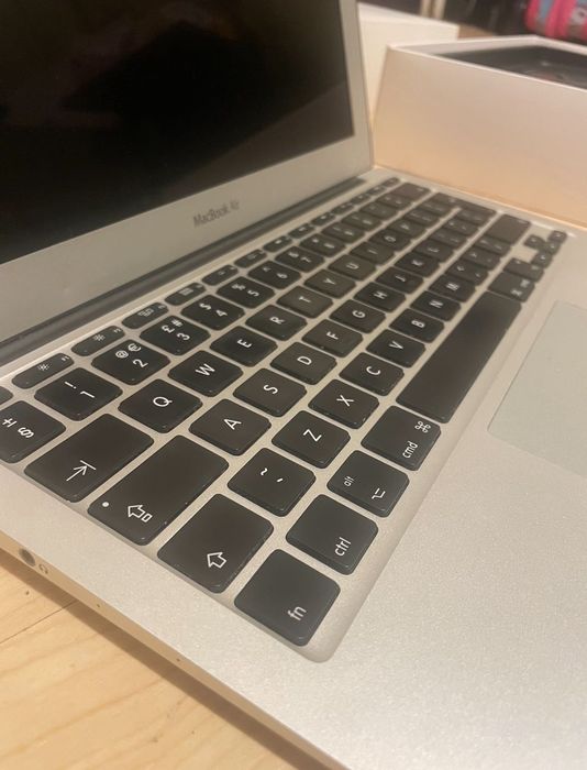 Macbook Air 2015 256GB Като НОВ