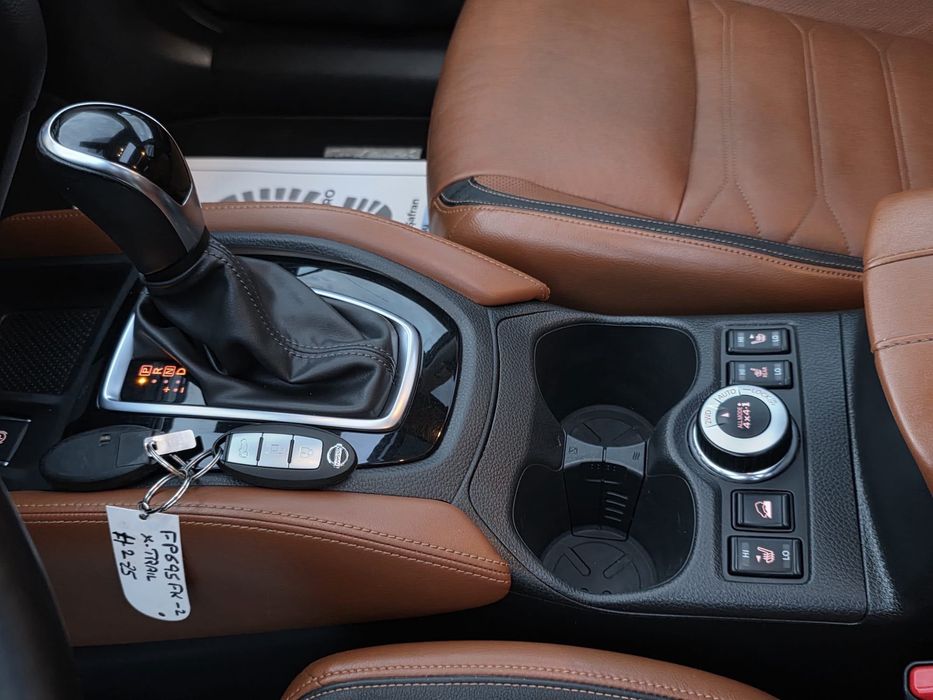 Nissan X-trail Trapa  Automata  Trapa panoramică 7 locuri Rate cu Avans 0 Garanție Buy-back