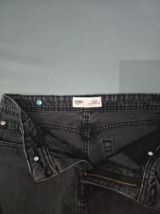 Blugi FSBN baggy fit 31/32