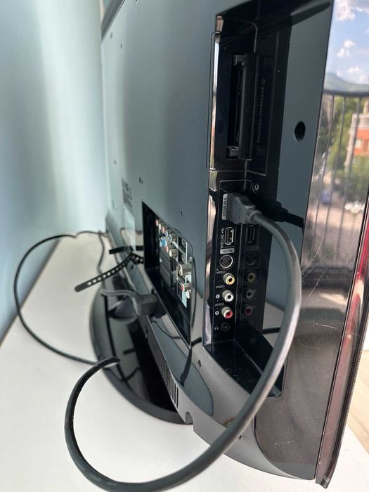 Телевизор Samsung 32" FullHD - LE32A656A1F - перфектно състояние