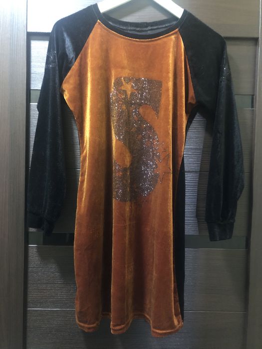 Детское платье велюровое