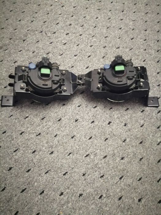 Противотуманка Suzuki Honda Ford Opel Fiat