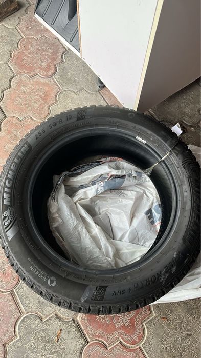 Шины  255/50/19  Мишлен