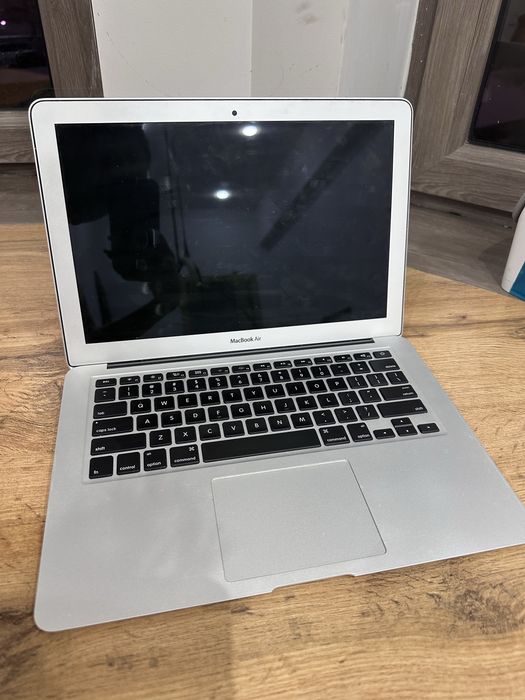 Macbook air 13. Early 2014 Core i 5
