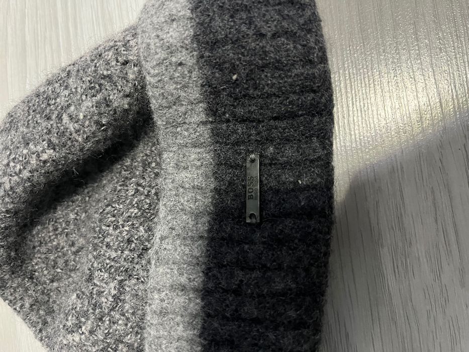 Оригинална зимна детска шапка Hugo Boss – вълнена
