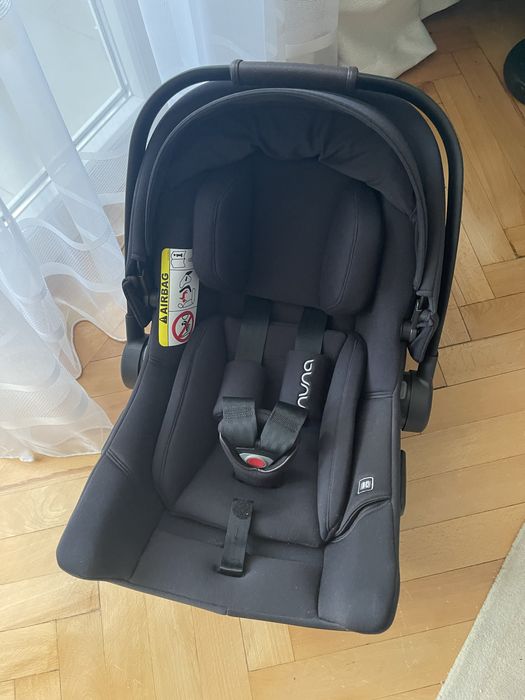 NUNA - Scoica auto cu ISOFIX integrat