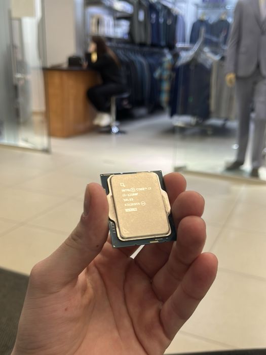 Процессор intel core i3-12100f