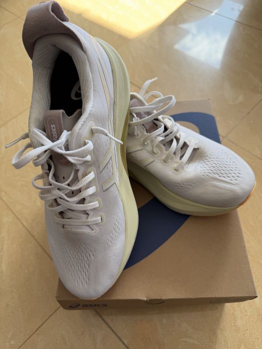 Маратонки за бягане Asics