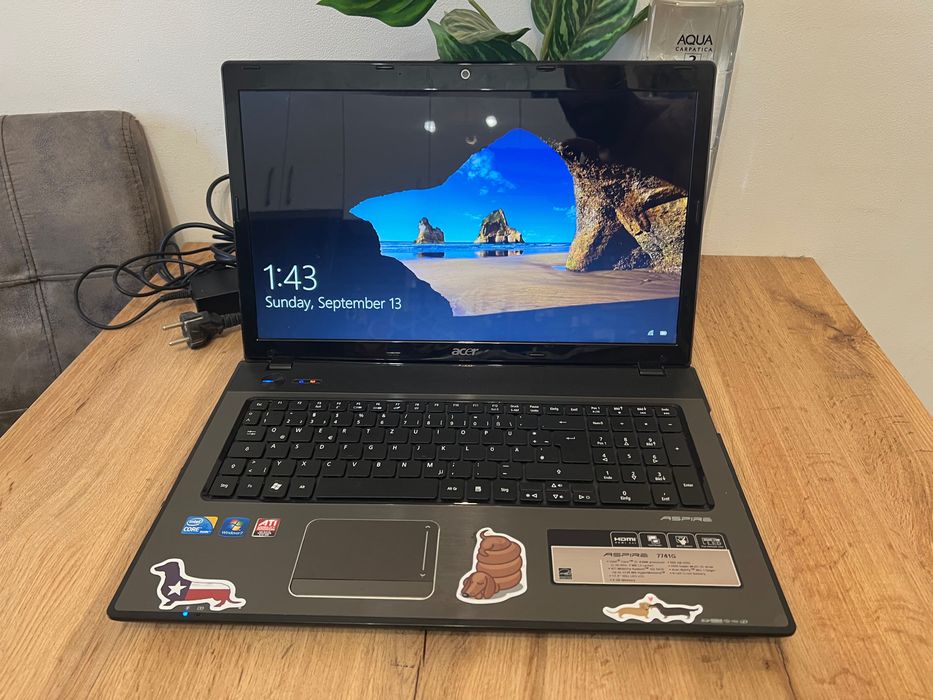 Laptop Acer 7741G i5 8gb 256ssd 17.3 ecran