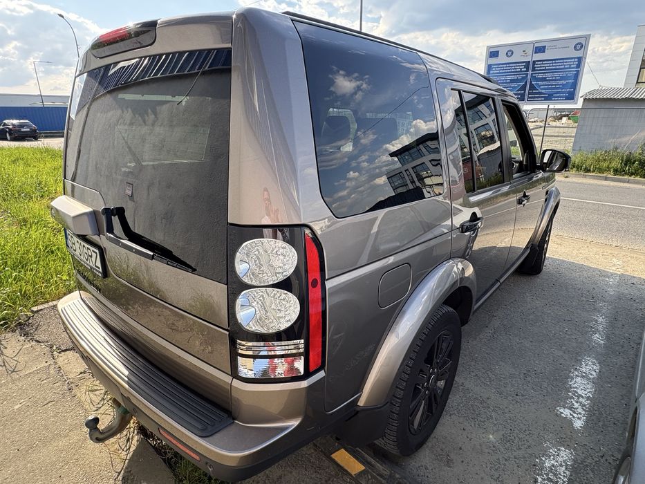 LAND ROVER Discovery 2015 — imagine 3