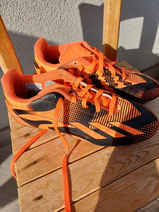 Детски футболни обувки оригинални