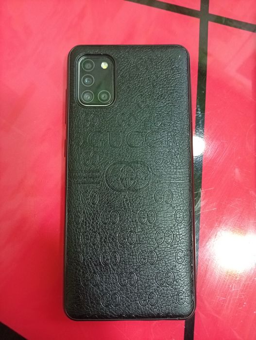 Продаю телефон Самсунг