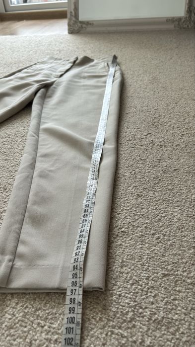 Pantaloni zara crem