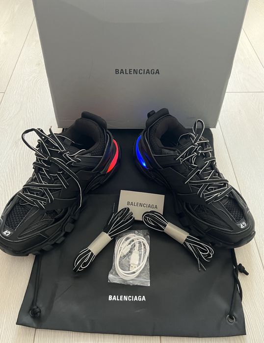 Balenciaga track negru led