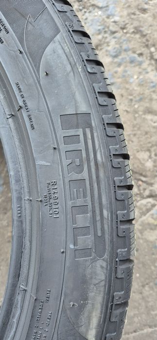 4 anvelope iarna Pirelli 265/45/20.Pretul este pe bucata.