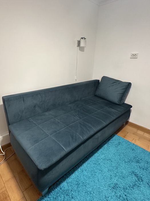 Vand canapea extensibila 2 locuri