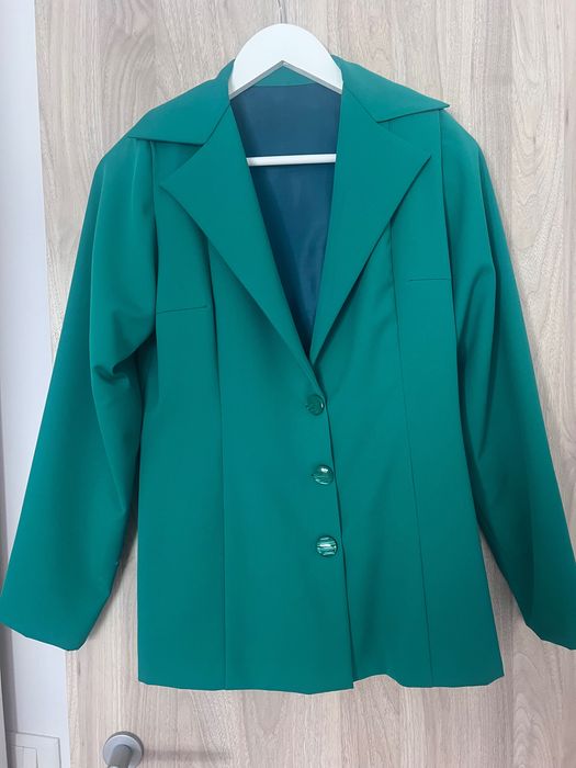 Compleu damă verde smarald – sacou + pantaloni