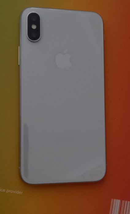 Iphone x ideal xotira 64gb batareka uselini xolati tiniq