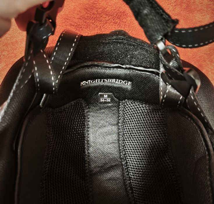 Каска за езда Knightsbridge Accent - размер M 54-56

Продавам