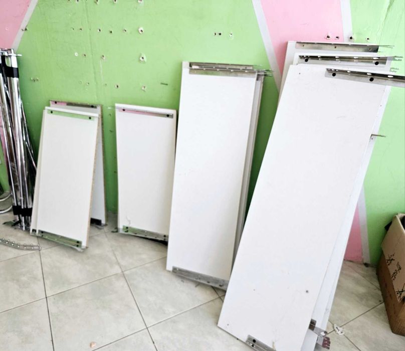 Оборудване за магазин за дрехи