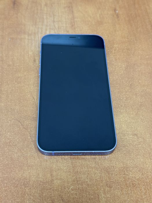 Продаю Айфон 12 / Iphone 12