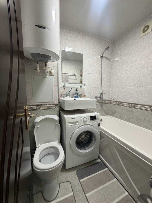 Продаётся 3х комн квартира на 1 этаже Ор-р Центральная аптека