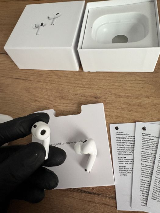 airpods pro 2.