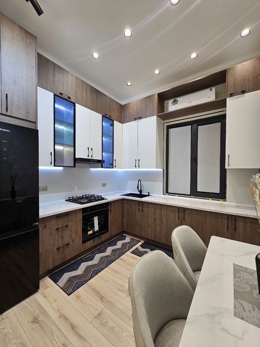 Срочно ЖК Chilonzor Residence  Чиланзар Ц квартал  гатовый 3 ком