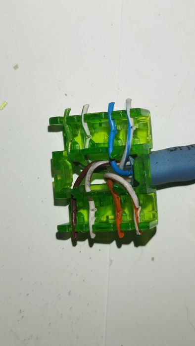 Пач панел 5е cat. - 24 порта за рак - сърварен шкаф 1U MMC