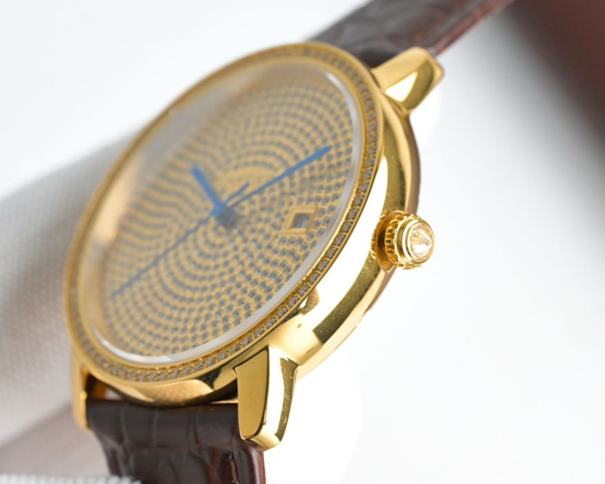 Часы Cartier бриллиантами