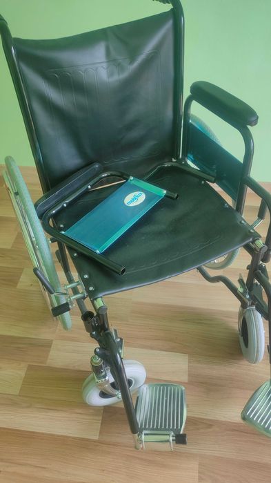 Инвалиден стол нов