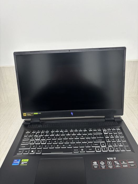 Acer Nitro 17 – i7 Gen 13 / RTX 4060 / 16GB RAM / 1TB SSD / 165Hz