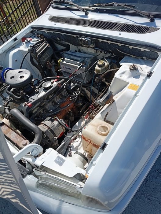 VÂND sau SCHIMB Dacia 1310 motor 1.4