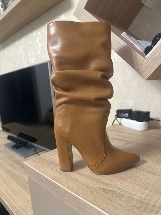 Cizme noi din piele naturala, marime 36