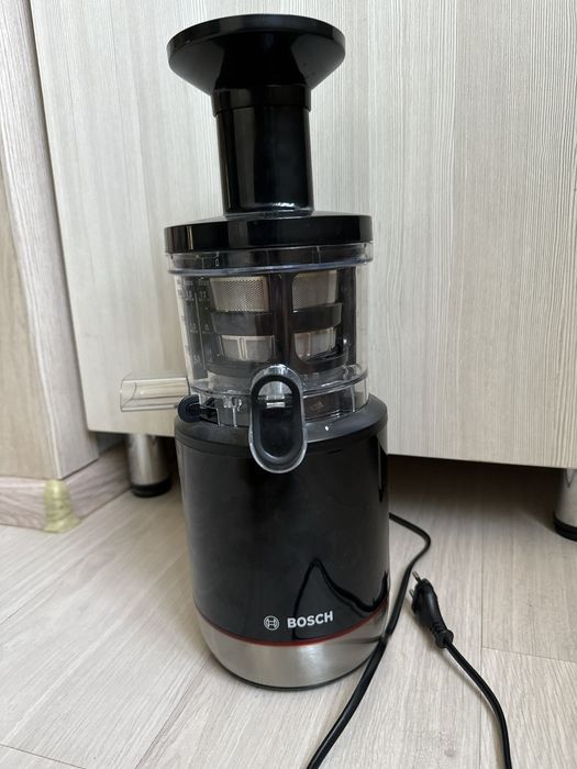 Соковыжималка новая  BOSCH срочно