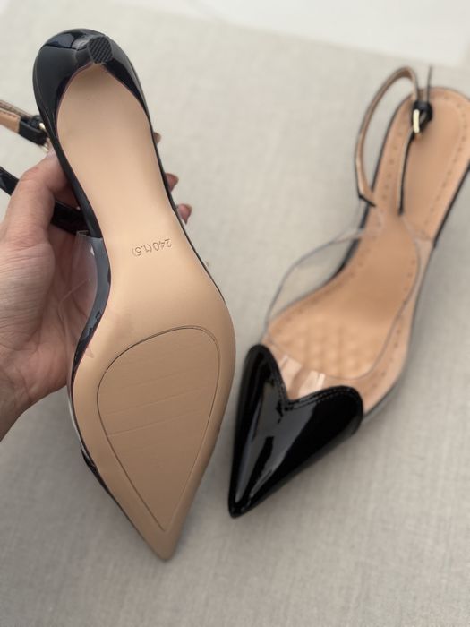 Дамски обувки на ток alaia