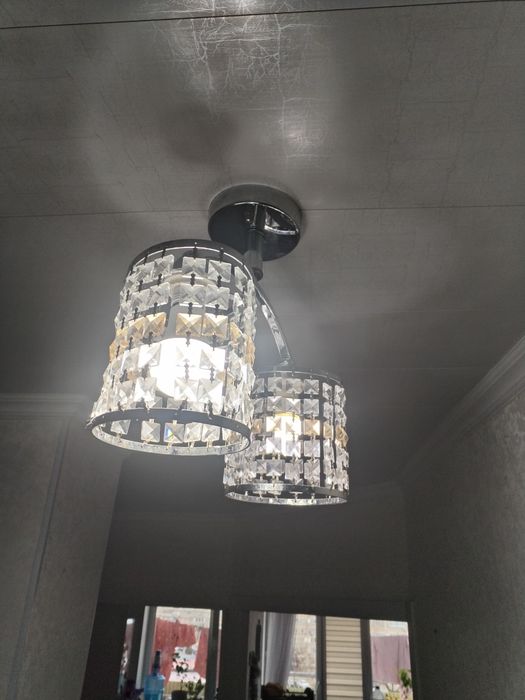 Светильник на 2 лампочки