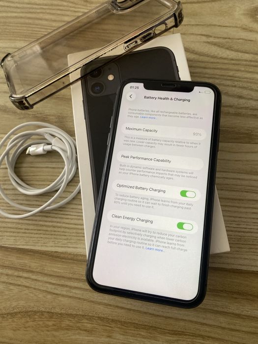 iPhone 11 , 93% Bateria