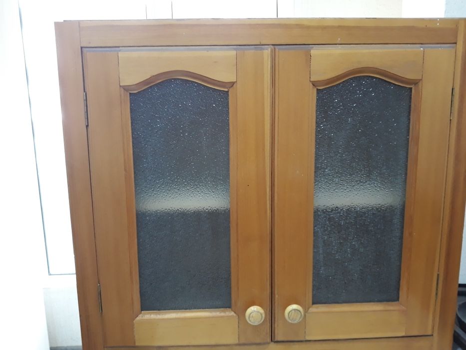 Кухонный гарнитур дерево