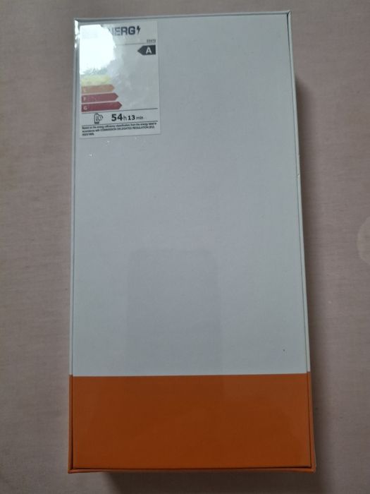Продам новый не распакованный  телефон
