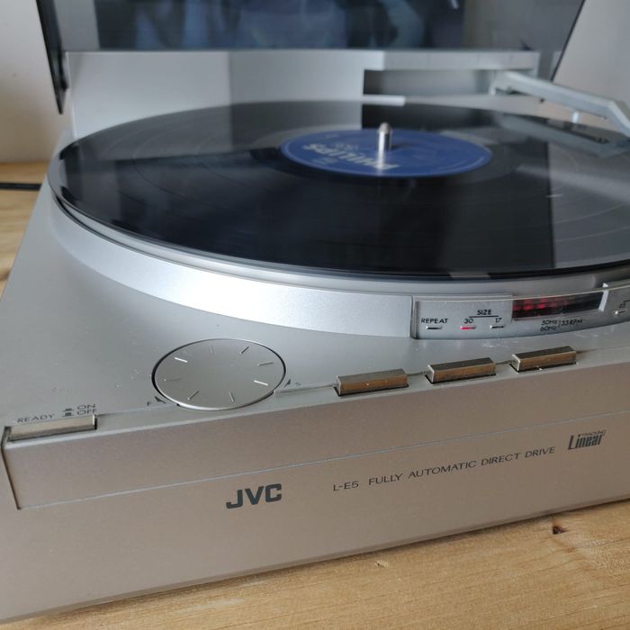Pick up/picap/JVC L-E5 full automatic -direct drive -tangential