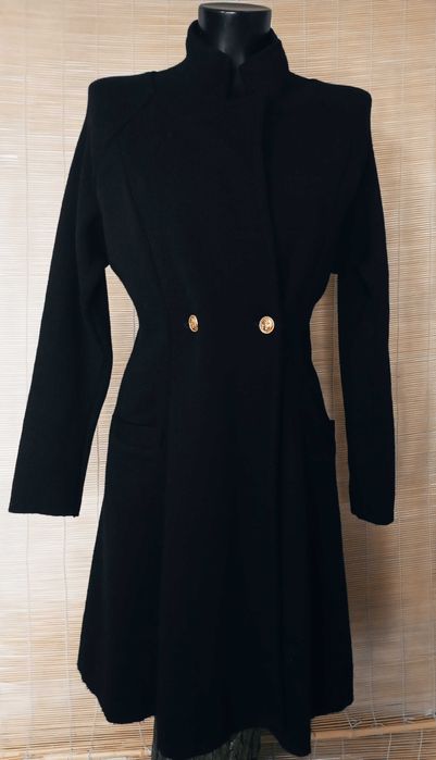 Palton BUSNEL în stare impecabilă